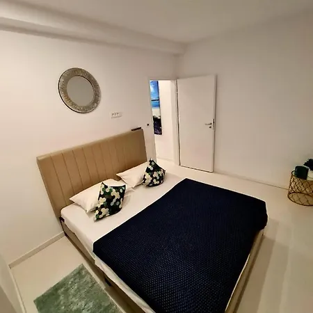 Nor - Luxury